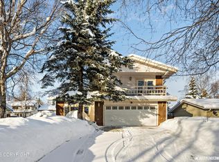 6731 Pickwick Pl, Anchorage, AK 99504