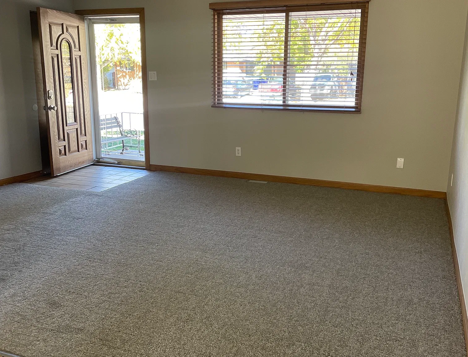 S Kit Carson Dr, Centennial — Photo 4