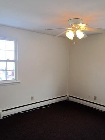 2nd image of 41 Mullin Ave APT 3