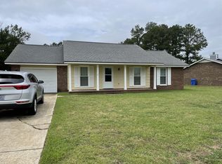 1112 Nan St, Fayetteville, NC 28314