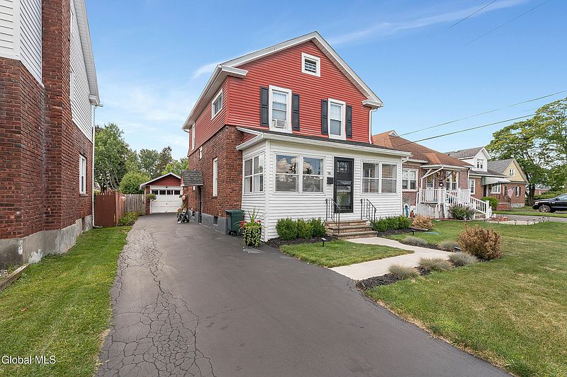 2nd image of 96 Dartmouth Street