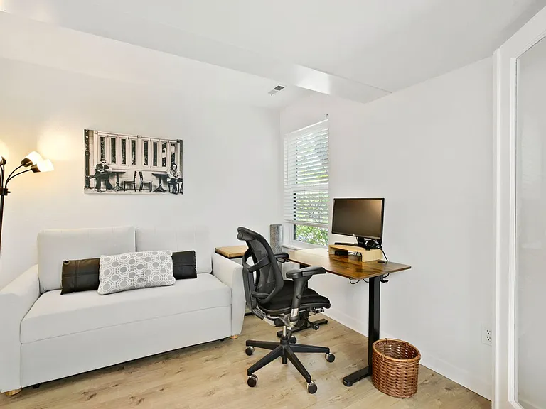 790 Walnut St #D — Photo 23