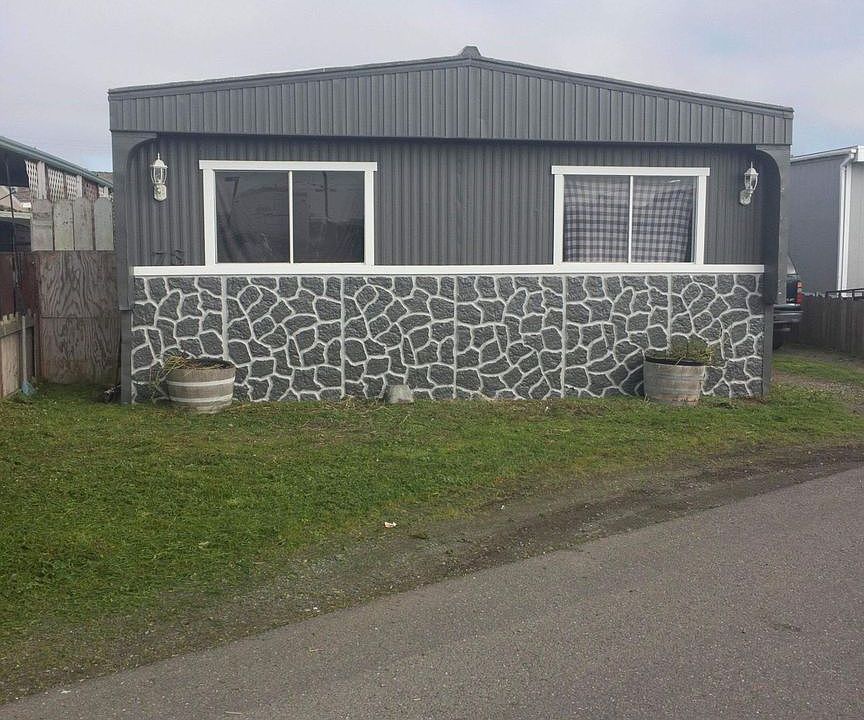 1st image of 1875 Buhne Dr