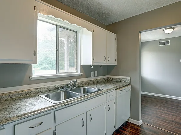 2809 Academy Dr NW Unit H, Huntsville, AL 35811