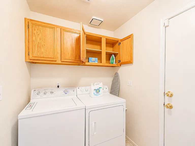 8724 Wintry Garden Ave — Photo 41