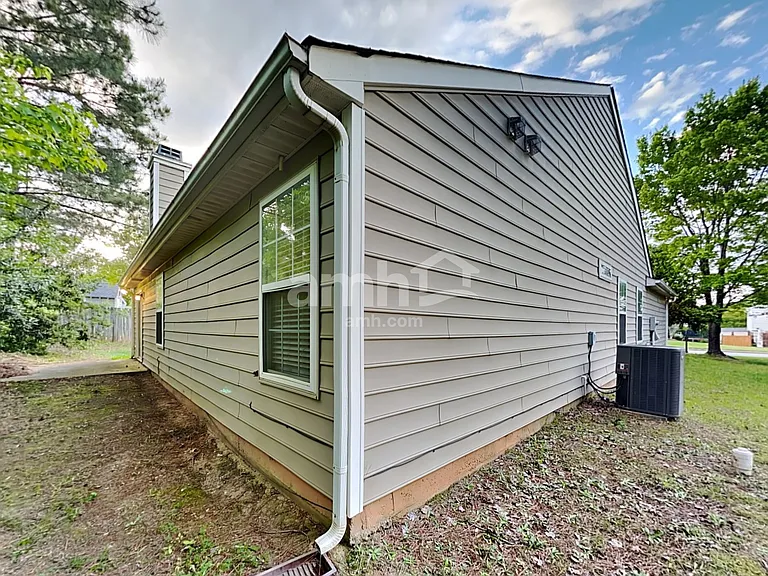 114 Ridge Lake Dr — Photo 21