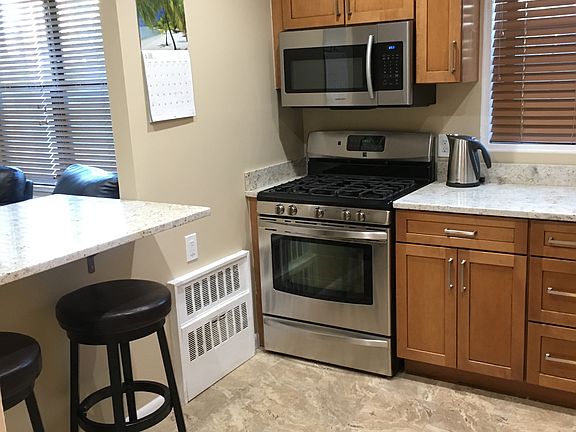 3rd image of 20910 41st Ave APT 1D