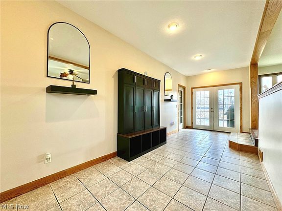 3rd image of 1446 Riverview Dr