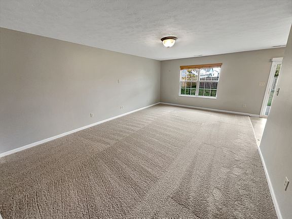 3rd image of 2210 Silver Spoon Dr