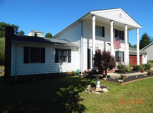 42 Lanham Ln, Fairmont, WV 26554