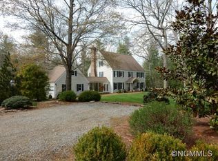 381 Racquet Club Rd, Asheville, NC 28803