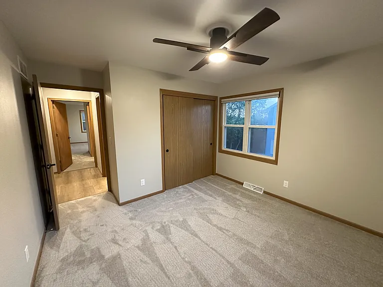 2046 Cliff Alex Ct S #4 — Photo 33