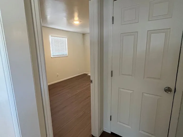 215 Cheyenne St — Photo 11
