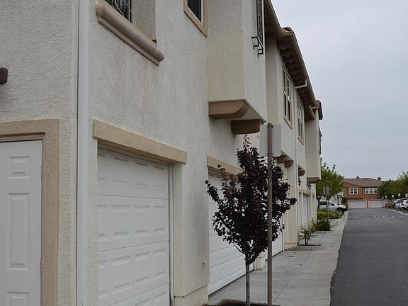 5th image of 10910 Serafina Ln Unit 54