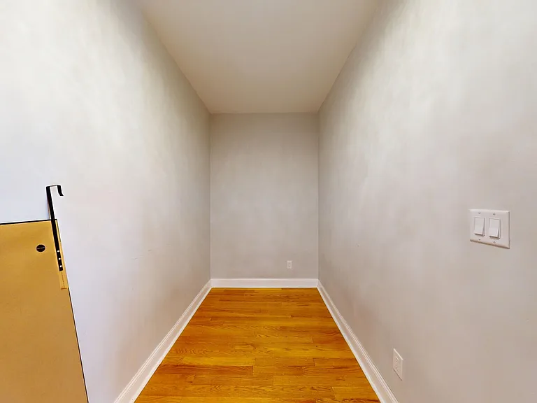 38 Hemenway St #33 — Photo 5