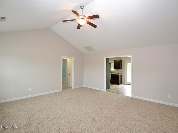 3rd image of 130 Dixon Road