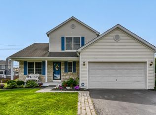 250 Hayfield Dr, Delaware, OH 43015