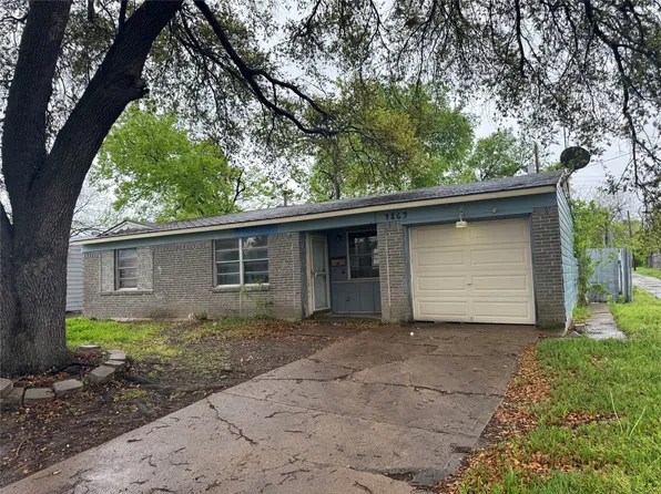 4869 Salem Dr, Mesquite, TX 75150