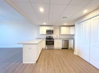 49 S Main St #301, Nazareth, PA 18064