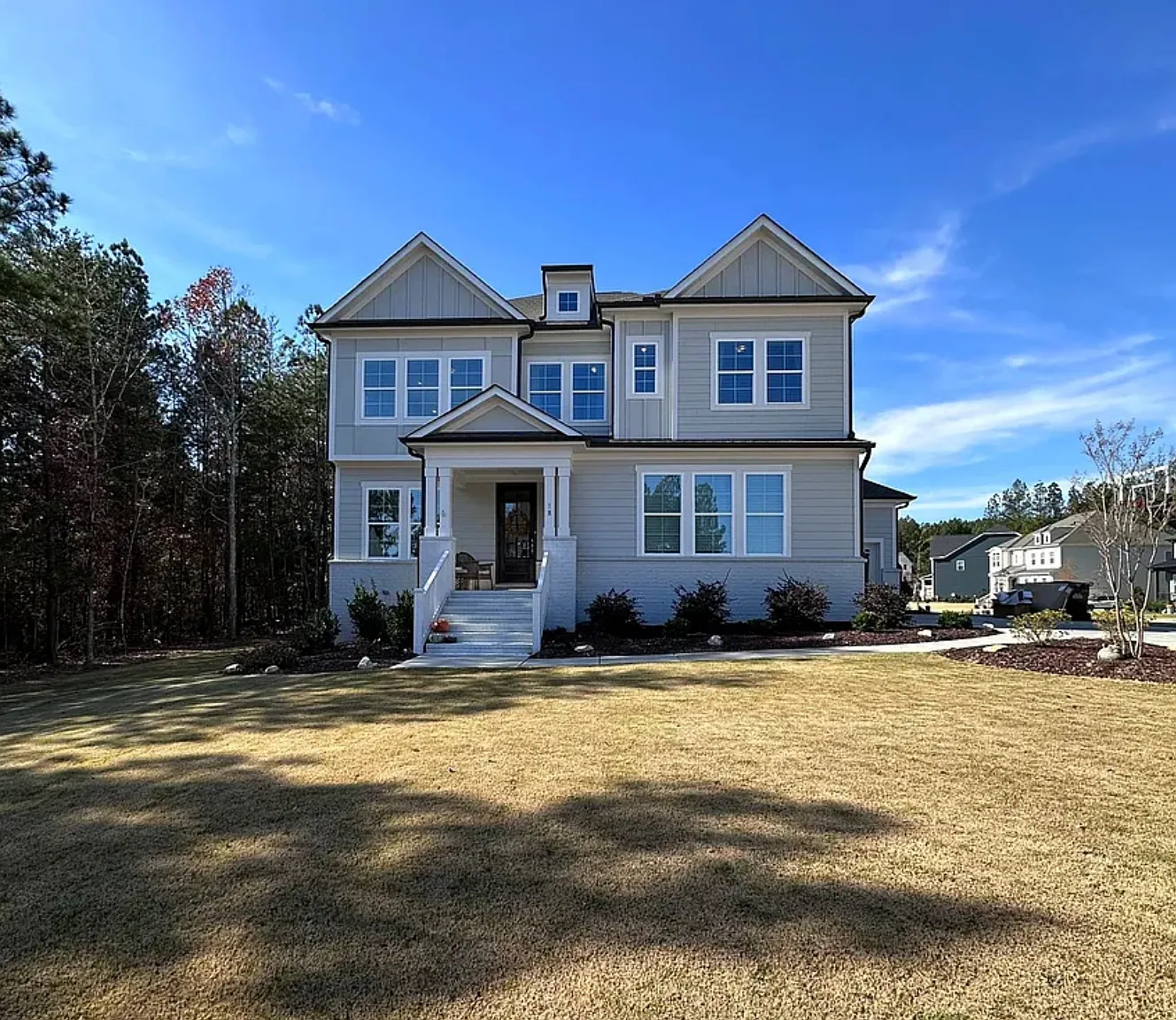 5 bed, 3303 sqft, $3,500 — Photo 1