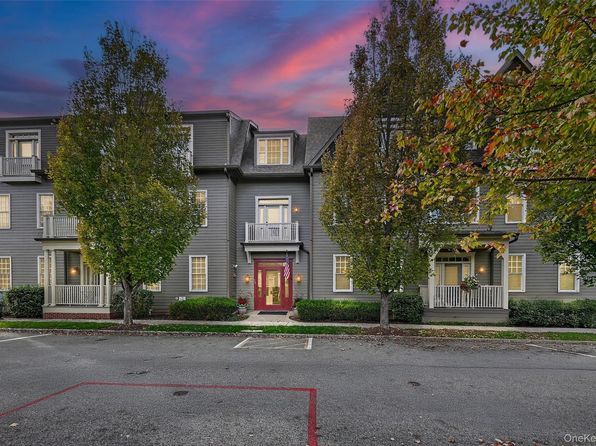 15 Cropsey St APT 3A