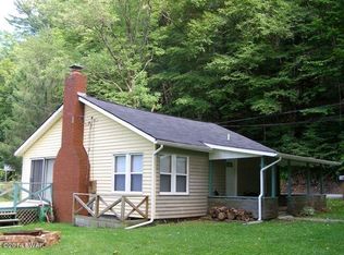 493 Peas Eddy Rd, Hancock, NY 13783
