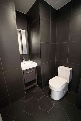 Rented by Manhattan Management LLC | media 24