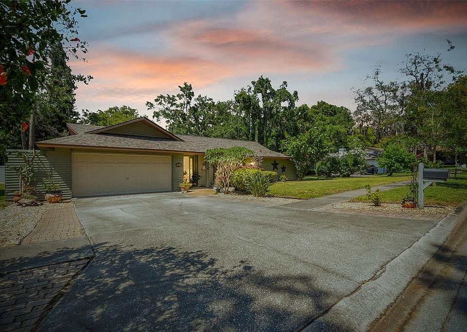 1st image of 844 PARK COURT