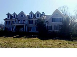 815 Mount Kisco Rd, Armonk, NY 10504