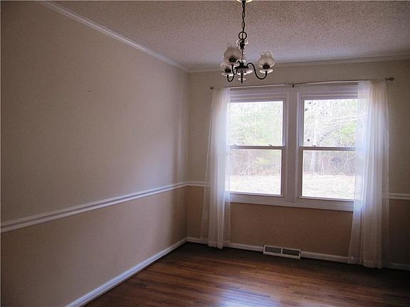 3rd image of 16504 Red Buckboard Ln