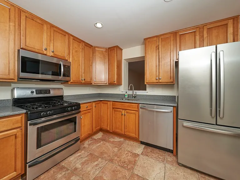 14426 Four Chimney Dr — Photo 6