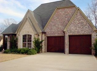 2204 Thornwood, Tyler, TX 75703
