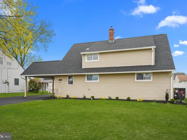 16 Granite Rd, Levittown, PA 19057