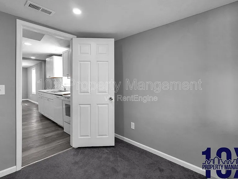 2767 Hiawatha St — Photo 17