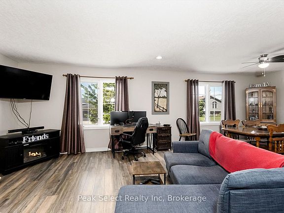 5th image of 59 Albert St