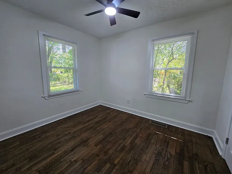 4909 Walnut Dr — Photo 21