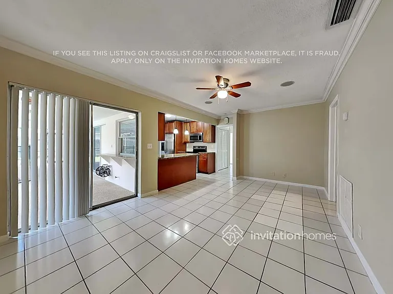 1451 SW 10th St — Photo 5