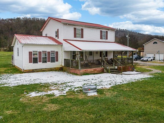 2nd image of 809 Hinchey Hollow Rd