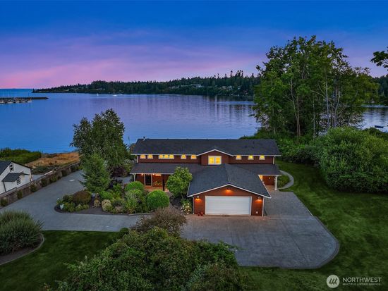 10809 NE West Kingston Road, Kingston, WA 98346