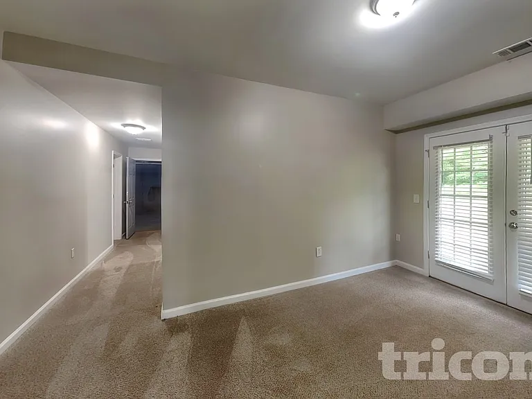 15 Magnolia Dr — Photo 23