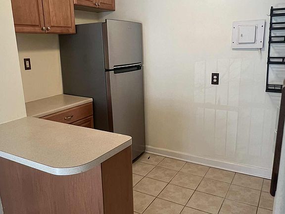 4th image of 1801 Clydesdale Pl NW APT 218