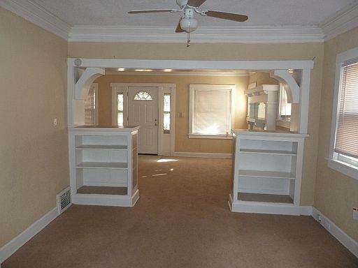 3rd image of 3942 Benton Blvd