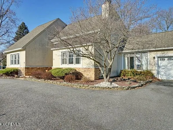 13 Old Mill Road, Holmdel, NJ 07733