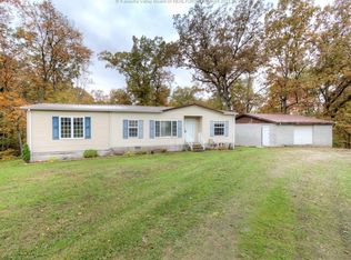 97 Ranger Ln, South Charleston, WV 25309