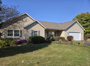 11A42 Par Ct, Apple River, IL 61001