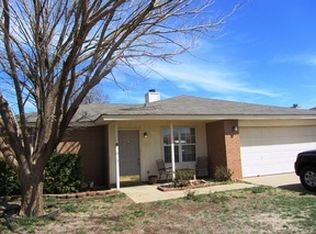 905 Ironton Dr, Lubbock, TX 79416