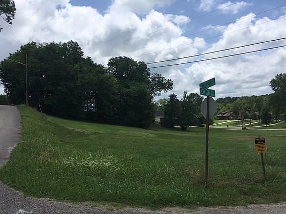 2nd image of 800 Joyce Ave Lot 47