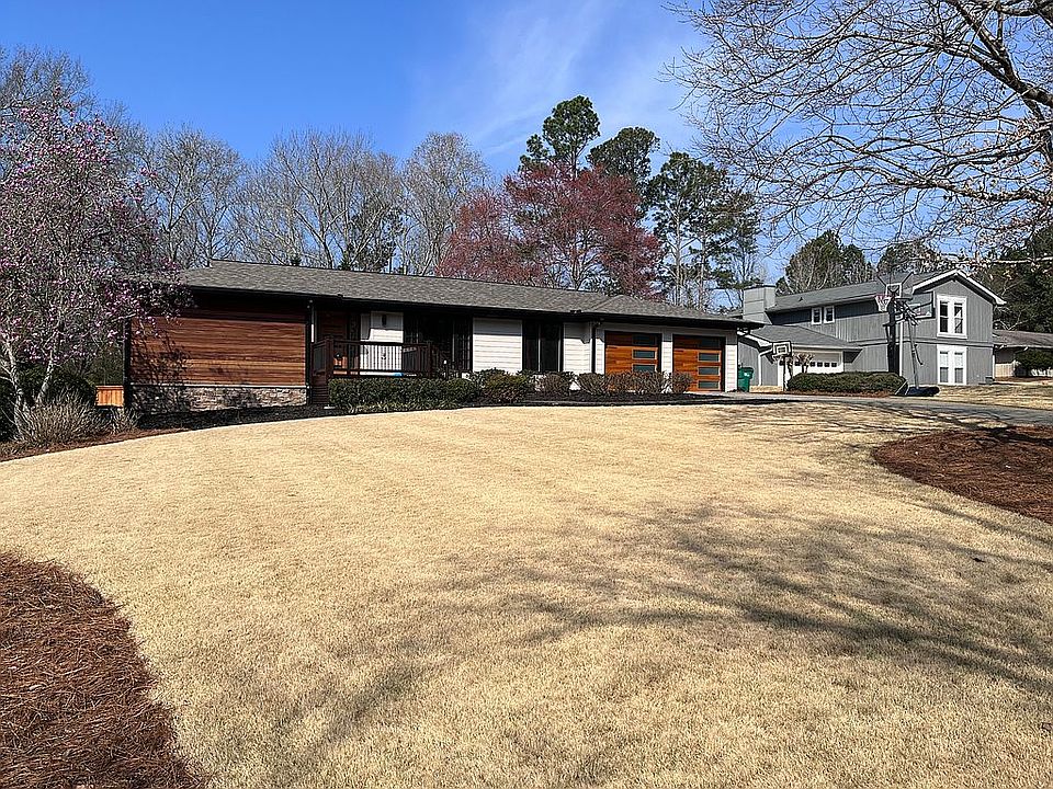 2nd image of 1111 Fielding Way