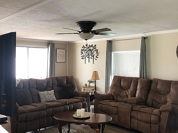 2nd image of 723 Stokely Ln