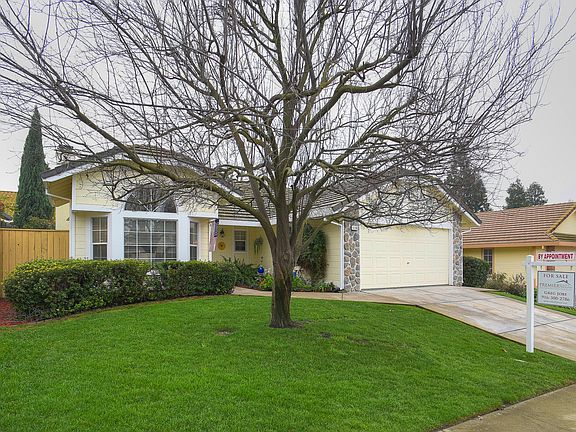 2nd image of 3208 Pepperridge Dr